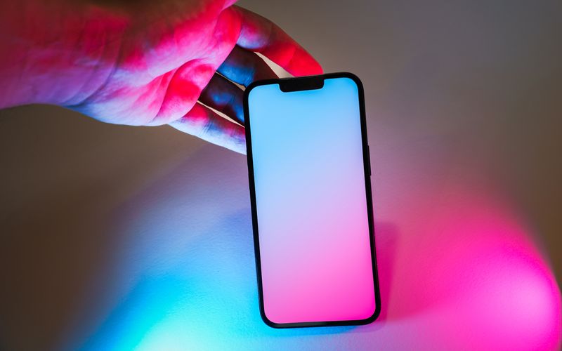 Featured image for “A Practical Guide to Mobile UX”: Mobile UX