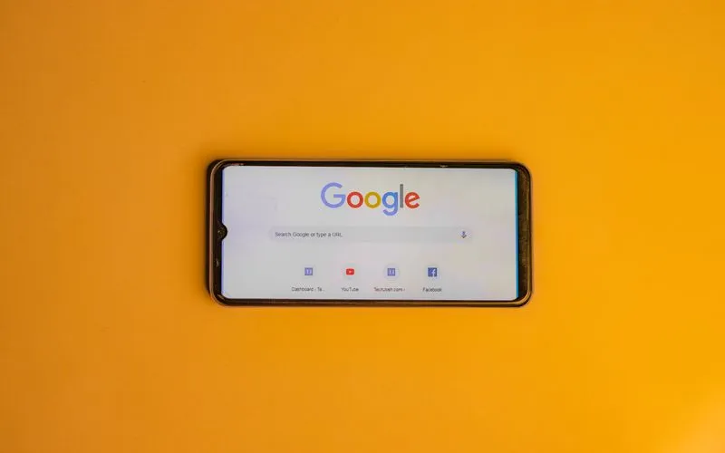 Featured image for “Common Mobile SEO Mistakes (and How to Avoid Them)”: Mobile SEO