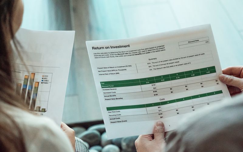 Featured image for “Mastering Content Marketing ROI: A Marketer's Playbook”: Content Marketing ROI